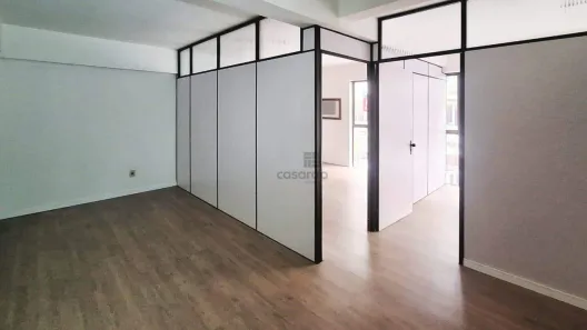 Sala Comercial para alugar, 44m² no Centro, Santa Maria