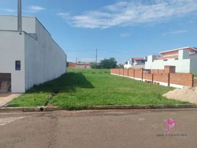Lote/Terreno à venda, 250m² no Jardim Universitário, Leme