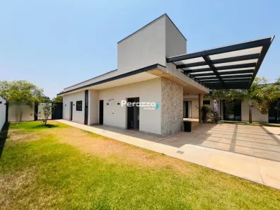 Casa de Condomínio com 5 Quartos à venda, 840m² no Setor Habitacional Tororó, Brasília