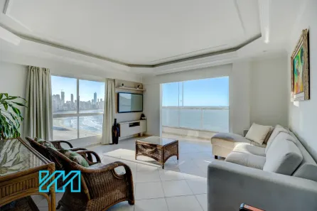Apartamento com 3 Quartos à venda, 190m² no Centro, Balneário Camboriú