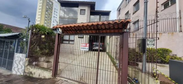 Sobrado com 4 Quartos à venda, 145m² no Santo Antônio, Porto Alegre