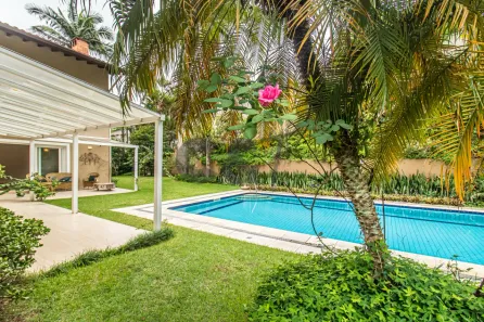 Casa de Condomínio com 4 Quartos à venda, 394m² no Santo Amaro, São Paulo
