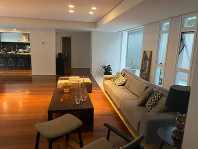 Casa com 4 Quartos à venda, 440m² no Mangabeiras, Belo Horizonte