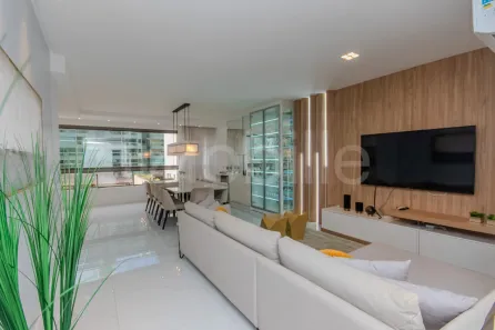Apartamento com 4 Quartos à venda, 198m² no Meia Praia, Itapema