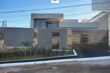 Casa com 3 Quartos à venda, 230m² no Anápolis City, Anápolis