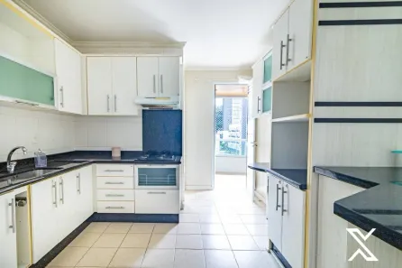 Apartamento com 2 Quartos para alugar, 85m² no Victor Konder, Blumenau