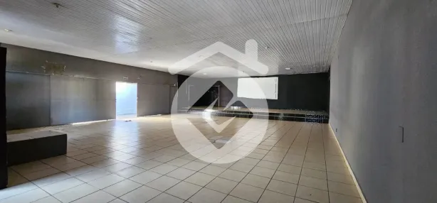 Galpão/Depósito/Armazém para alugar, 250m² no Presidente Roosevelt, Uberlândia