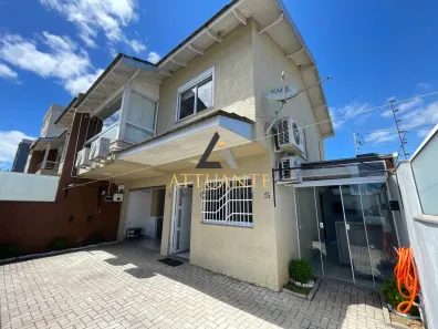 Sobrado com 3 Quartos à venda, 105m² no Diamantino, Caxias do Sul
