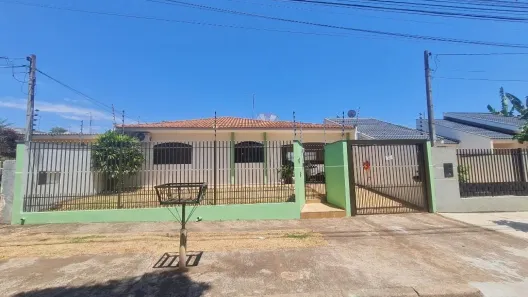 Casa com 5 Quartos à venda, 253m² no Jardim Alvorada, Maringá