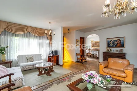 Casa com 3 Quartos à venda, 250m² no Jardim Lindóia, Porto Alegre