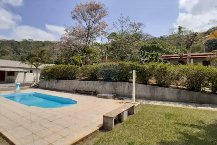 Fazenda/Sítio com 4 Quartos à venda, 250m² no Centro, Matias Barbosa
