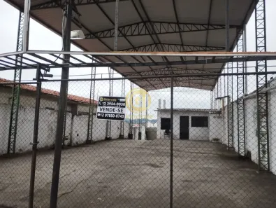 Galpão/Depósito/Armazém à venda, 300m² no Jardim Califórnia, Jacareí
