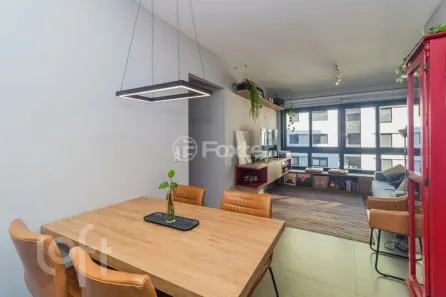 Apartamento com 2 Quartos à venda, 65m² no Camaquã, Porto Alegre