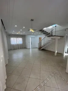 Casa de Condomínio com 3 Quartos para alugar, 300m² no Cidade Jardim, Jacareí