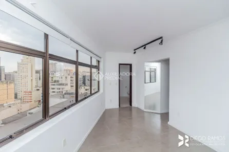 Sala Comercial para alugar, 72m² no Centro Histórico, Porto Alegre