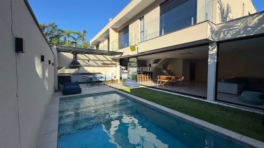 Casa de Condomínio com 4 Quartos para alugar, 250m² no Bairro de Juquehy, São Sebastião