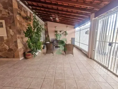 Casa com 3 Quartos à venda, 140m² no Jardim Santa Maria, Jacareí