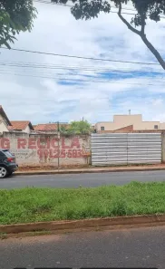 Lote/Terreno para alugar, 500m² no Jardim Europa, Uberlândia