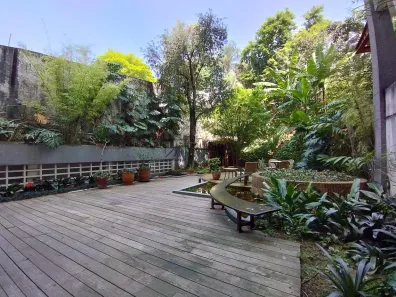Apartamento com 2 Quartos para alugar, 270m² no Jardim das Bandeiras, São Paulo