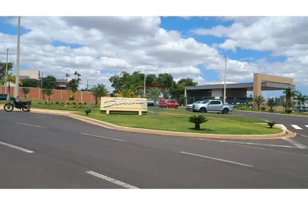 Lote/Terreno à venda, 394m² no Recreio dos Bandeirantes, Uberaba