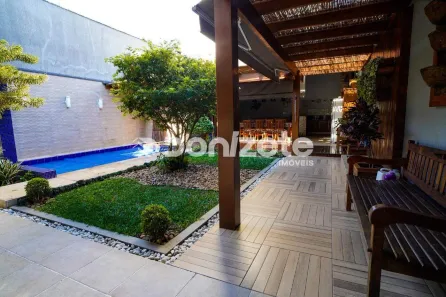 Sobrado com 4 Quartos à venda, 380m² no Vila Homero Thon, Santo André