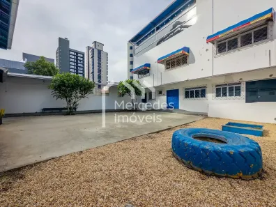 Imóvel Comercial com 1 Quarto para alugar, 400m² no Centro, Itajaí