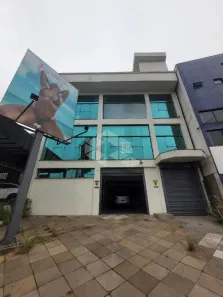 Prédio Comercial para alugar, 1000m² no Sagrada Família, Caxias do Sul
