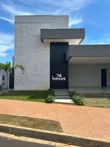 Casa de Condomínio com 3 Quartos à venda, 155m² no Grand Ville, Uberlândia