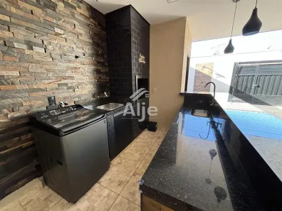 Casa com 2 Quartos à venda, 119m² no Jardim Domingos de Léo, Marília