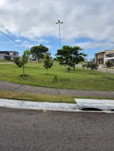 Lote/Terreno à venda, 250m² no Vale dos Cristais, Taubaté