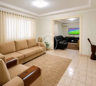 Casa com 2 Quartos à venda, 200m² no Parque Atheneu, Goiânia