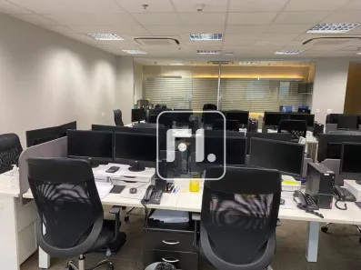 Sala Comercial para alugar, 238m² no Cerqueira César, São Paulo