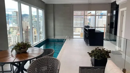 Apartamento com 4 Quartos à venda, 305m² no Meia Praia, Itapema
