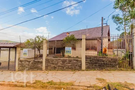Casa com 4 Quartos à venda, 160m² no Jardim Carvalho, Porto Alegre