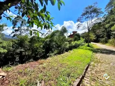 Lote/Terreno à venda, 640m² no Parque do Imbui, Teresópolis