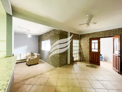 Casa com 3 Quartos à venda, 215m² no Conjunto Habitacional Pedro Perri, Araçatuba