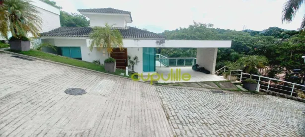 Casa de Condomínio com 3 Quartos à venda, 172m² no Vila Progresso, Niterói