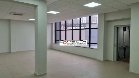 Sala Comercial para alugar, 303m² no Jardim Chapadão, Campinas