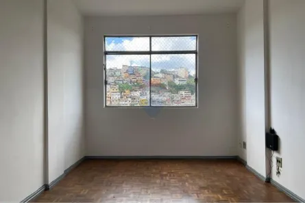 Apartamento com 2 Quartos para alugar, 82m² no Centro, Juiz de Fora