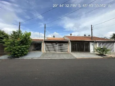 Casa com 2 Quartos à venda, 127m² no Jardim Leonor, Olímpia
