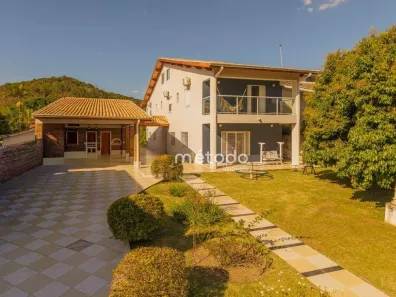 Fazenda/Sítio com 4 Quartos à venda, 511m² no Nogueira, Guararema