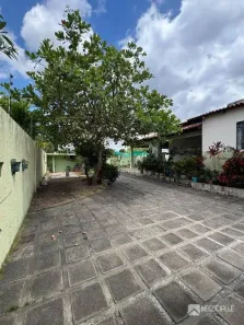 Casa com 4 Quartos à venda, 256m² no Itararé, Campina Grande