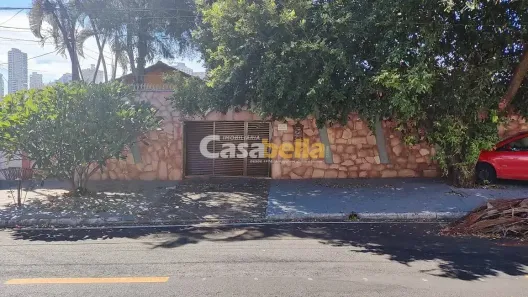 Casa com 3 Quartos para alugar, 210m² no Setor Pedro Ludovico, Goiânia