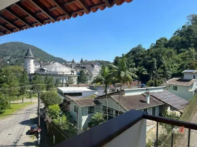 Apartamento com 1 Quarto à venda, 39m² no Quitandinha, Petrópolis