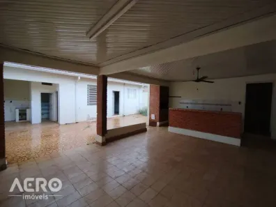 Imóvel Comercial com 6 Quartos para alugar, 219m² no Jardim Estoril IV, Bauru