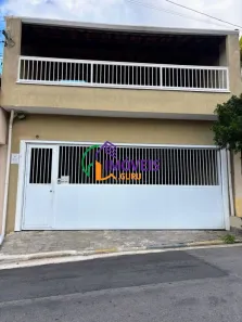 Sobrado com 4 Quartos à venda, 250m² no Jardim Regis, São Paulo