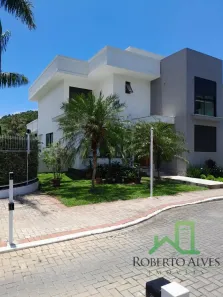 Casa com 4 Quartos à venda, 288m² no Canasvieiras, Florianópolis
