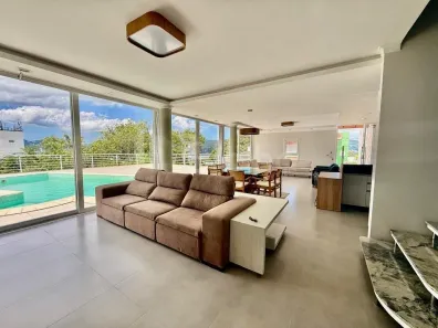 Casa com 4 Quartos à venda, 365m² no Agronômica, Florianópolis