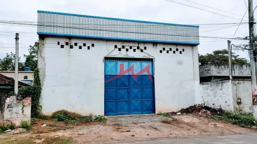 Galpão/Depósito/Armazém à venda, 240m² no Monjolos, São Gonçalo
