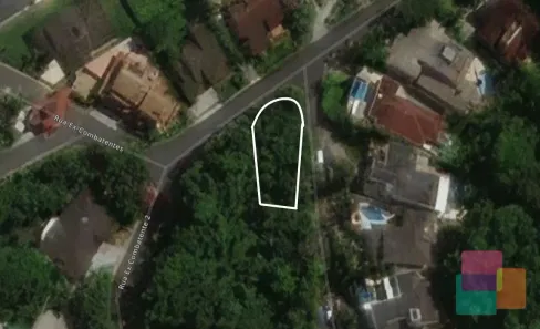 Lote/Terreno à venda, 971m² no Saguaçu, Joinville